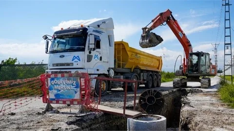 MESKİ, TOROSLAR, KAZANLI VE HOMURLU MAHALLELERİ KANALİZASYON HATTI YAPIM İŞİNE BAŞLADI