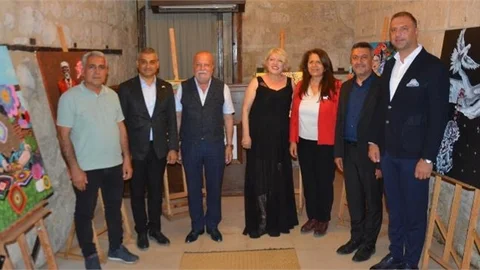 TADEKA’DA “HİÇ” ADLI RESİM VE AHŞAP SERGİSİ