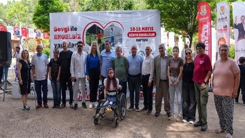 TARSUS BELEDİYESİ’NDEN ANLAMLI KUTLAMA: ENGELLİLER HAFTASI VE ANNELER GÜNÜ BİRLİKTE KUTLANDI