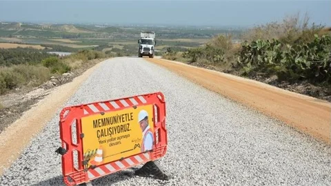 AKGEDİK-KURBANLI ARASINDA Kİ YOL AĞINDA BÜYÜKŞEHİR’DEN YENİLEME ÇALIŞMASI