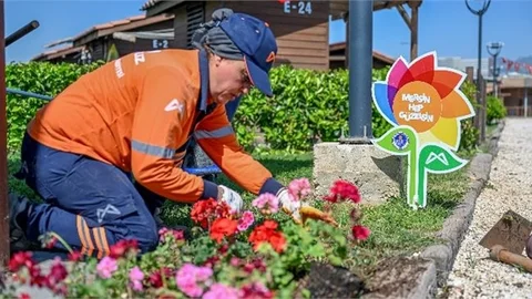 BÜYÜKŞEHİR’İN DOKUNUŞLARI İLE HOBİ PARKI VE 68’LİLER BARIŞ ORMANI YAZ ÖNCESİ TAZELENDİ