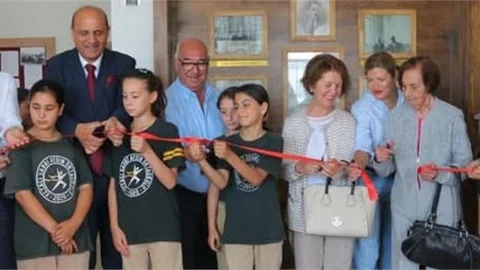 ECZACI SABRİ AYDIN HATIRA KÖŞESİ TÖRENLE AÇILDI