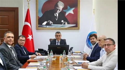 VALİ TOROS BAŞKANLIĞINDA TARSUS OSB MÜTEŞEBBİS HEYET TOPLANTISI YAPILDI