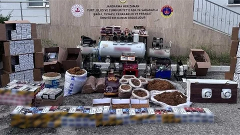 “JANDARMADAN MUT'TA KAÇAK SİGARA OPERASYONU”