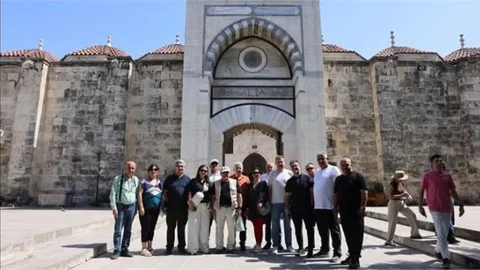 MERSİN TSO YÖNETİMİ TARSUS'TA DINİ VE TARİHİ TURİSTİK YERLERİ GEZDİ