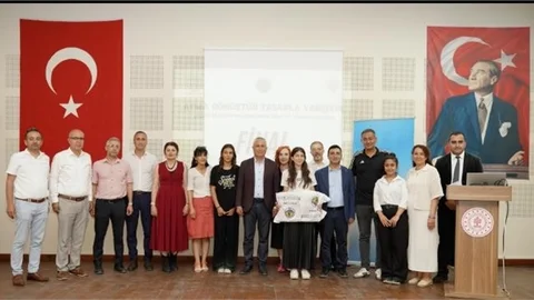 Mersin'de "Atma, Dönüştür, Tasarla, Yarıştır" Ödülleri Verildi