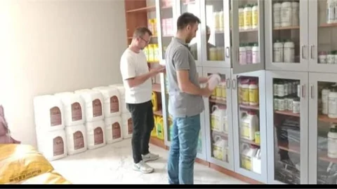 ÇAMLIYAYLA'DA ZİRAİ İLAÇ DENETİMİ