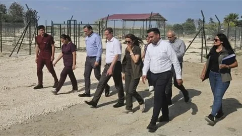 TARSUS BELEDİYESİ HAYVAN BAKIM EVİNE DENETİM