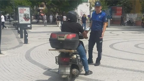 MERSİN BÜYÜKŞEHİR ZABITASINDAN TARSUS’TA TOPLU TAŞIMA ARAÇLARI İLE MOTOSİKLETLİLERE DENETİM