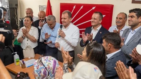 BAŞKAN SEÇER, CHP MUT İLÇE BAŞKANLIĞI’NI ZİYARET ETTİ