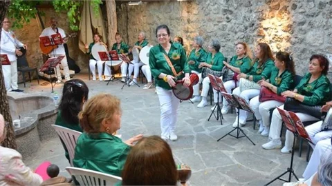 TADEKA KADIN RİTİM GRUBUNDAN MİNİ KONSER