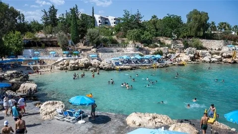 BÜYÜKŞEHİR’İN HALK PLAJLARI YAZA HAZIR