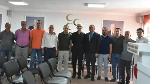 REKTÖR ÖZEN, MHP TARSUS İLÇE TEŞKİLATINI ZİYARET ETTİ