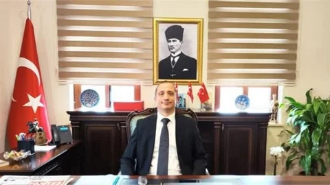 TARSUS KAYMAKAMI MEHMET ALİ AKYÜZ'ÜN KURBAN BAYRAMI MESAJI