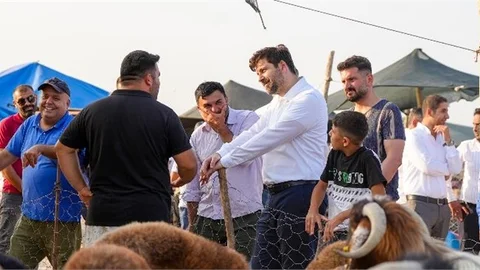 BAŞKAN ALİ BOLTAÇ KURBAN PAZARI’NI ZİYARET ETTİ