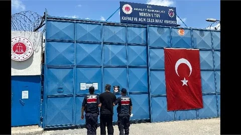 JANDARMADAN KAÇIŞ YOK!