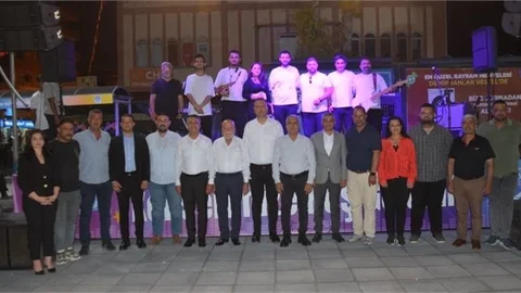 BÜYÜKŞEHİR’DEN TARSUS YENİCE’DE “YAZA MERHABA KONSERİ”