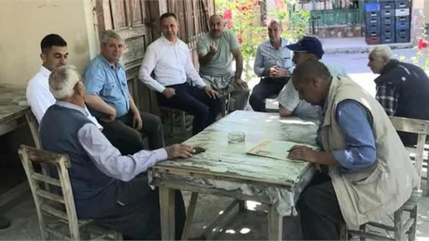 ÇAMLIYAYLA BELEDİYE BAŞKANI SOFU, SEBİL'DE ESNAFLARA BAYRAM ZİYARETİNDE BULUNDU