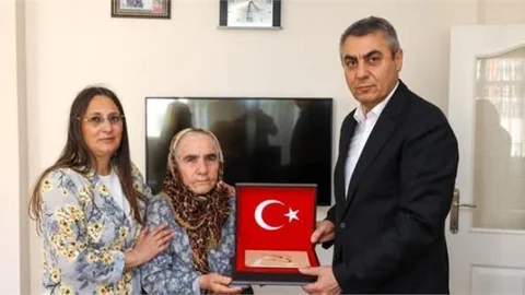 SEHİT ANNESİ FATMA DÖŞEYİCİ 'YE ZİYARET