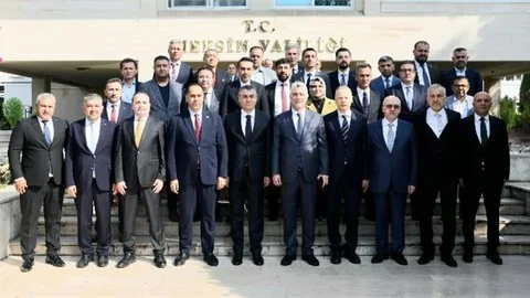 TİCARET BAKANI BOLAT, MERSİN'DE