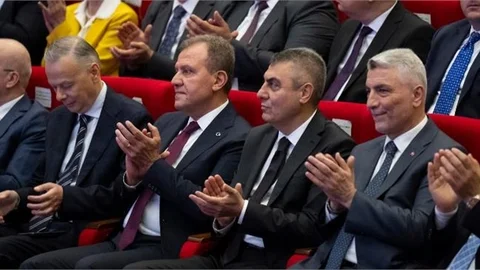 BAŞKAN SEÇER, ‘EKONOMİ ZİRVESİ SONUÇ BİLDİRGE TOPLANTISI’NA KATILDI