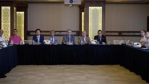 MERSİN'DE PANSİYONLU OKULLARIN YÖNETİCİLERİYLE TOPLANTI YAPILDI