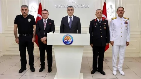 MERSİNDE TERÖRLE MÜCADELE OPERASYONUNDA GÖZALTINA ALINAN 195 KİŞİDEN 81'İ TUTUKLANDI