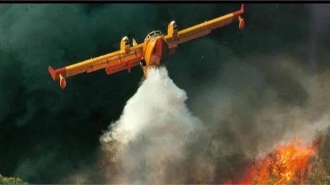 ADANA'DA YANGIN SÖNDÜRME UÇAĞI DÜŞTÜ