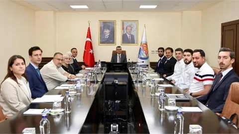 VALİ TOROS, SURİYELİ SİVİL TOPLUM KURULUŞLARI VE KANAAT ÖNDERLERİYLE BİRARAYA GELDİ