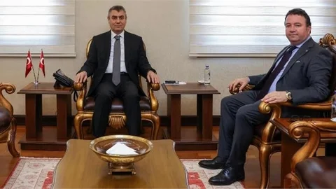 VALİ TOROS, MHP MERSİN İL BAŞKANI GÜRSOY İLE GÖRÜŞTÜ