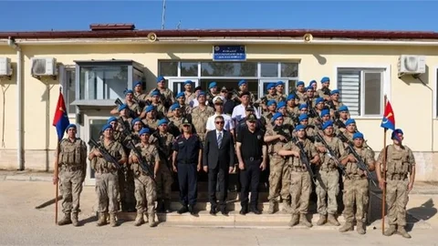 VALİ TOROS, AKKUYU NGS JANDARMA KOMANDO KORUMA TABUR KOMUTANLIĞINI ZİYARET ETTİ