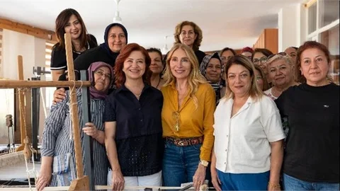 MERSİN BÜYÜKŞEHİR, MERSİN’E ÖZGÜ KUMAŞ VE DOKUMALARI DÜNYAYA TAŞIYACAK