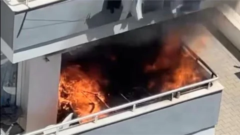 MERSİN ÜNİVERSİTE CADDESİ’NDE EV YANGINI