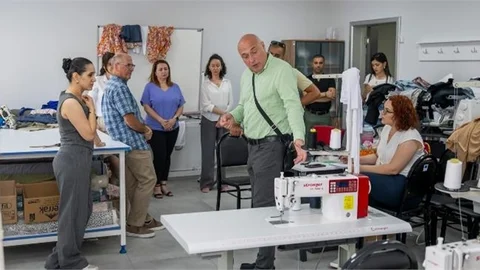 AB DELEGASYONU’NDAN BÜYÜKŞEHİR HALKKENT SOSYAL GİRİŞİMCİLİK MERKEZİ’NE ZİYARET