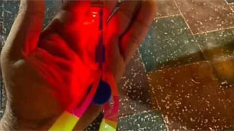 Palmiyede Yanan Kırmızı Işık Korkuttu, Gerçek Ortaya Çıkınca Rahatlama Yaşandı