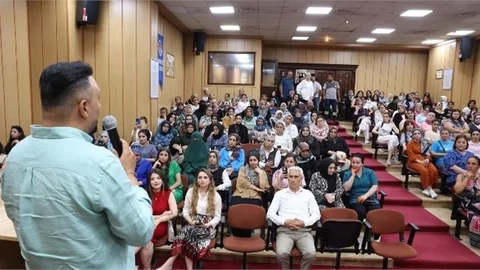 Akdeniz Belediyesi'nden “Güçlü Çocuklar Güçlü Aileler: Psikolojik Sağlamlık Yolculuğu” Semineri
