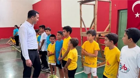 ÇAMLIYAYLA'DA YAZ SPOR OKULLAR TÖRENLE AÇILDI
