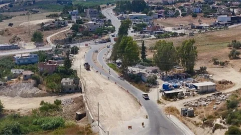 TARSUS’TA ÇAMLIYAYLA YOLU ÜZERİ GAZİPAŞA BULVARI KAVŞAĞINA BÜYÜKŞEHİR BELEDİYESİ’NDEN YENİ DÜZENLEME