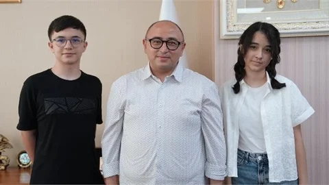 Erdemli Belediyesi Kurs Merkezleri'nden 2 LGS Türkiye Birincisi