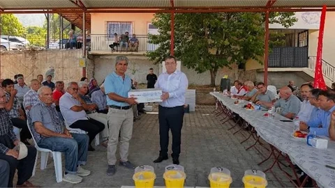 ERDEMLİ'DE ÜRETİCİLERE %50 HİBELİ KİTLE YAKALAMA TUZAKLARI DAĞITILDI