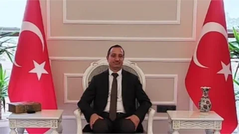 TARSUS KAYMAKAMI MEHMET ALİ AKYÜZ'ÜN 15 TEMMUZ ŞEHİTLERİNİ ANMA DEMOKRASİ VE MİLLİ BİRLİK GÜNÜ MESAJI