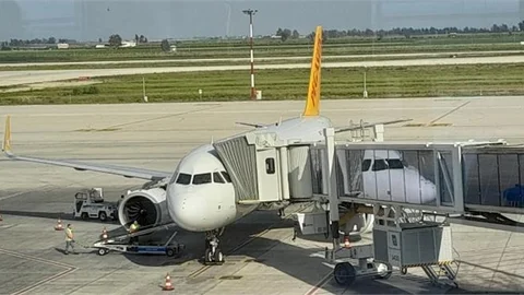 İÇ VE DIŞ HATLARDA 1 MİLYON 356 BİN 272 YOLCUYA ULAŞTI.