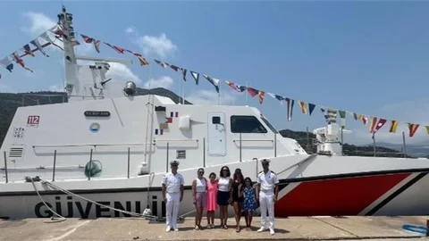 TCSG 309 Botu, Bozyazı Limanı’nda Vatandaşların Ziyaretine Açıldı.