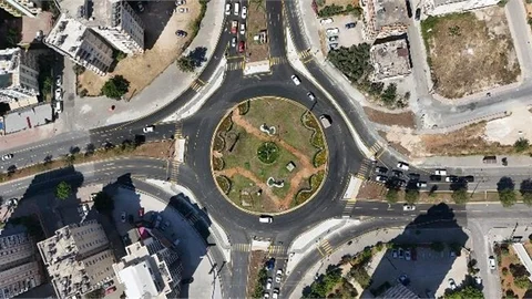 Mersin'de Tavuskuşlu Kavşakta Trafik Düzenlenmesi