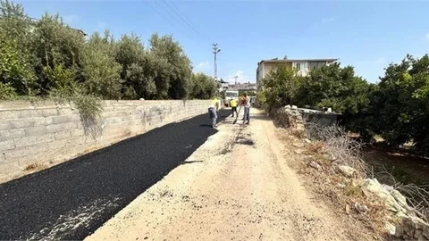 Akdeniz’de Her Mahalleye Hizmet Gidiyor