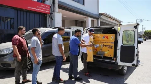 BÜYÜKŞEHİR BUZ GİBİ LİMONATA DAĞITIMLARINA BAŞLADI