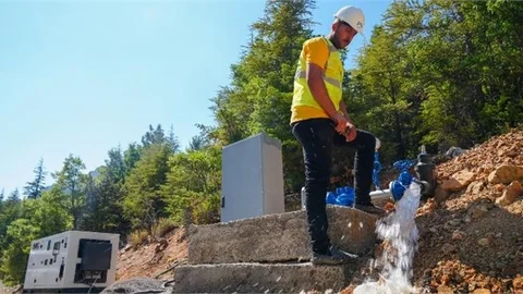 MESKİ, ANAMUR ÇUKURABANOZ MAHALLESİ’NDE ALTERNATİF SU KAYNAĞINI DEVREYE ALDI