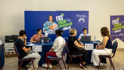 BÜYÜKŞEHİR BELEDİYESİ’NDEN ÜCRETSİZ YKS TERCİH DESTEĞİ