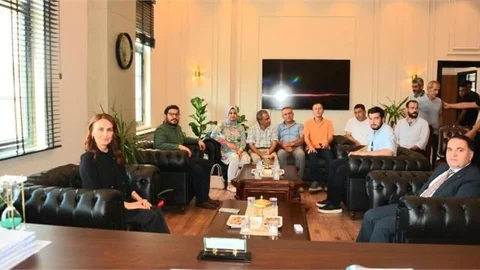 MİLLETVEKİLİ SÖYLEMEZ, KAYMAKAM DURU’YU MAKAMINDA ZİYARET ETTİ