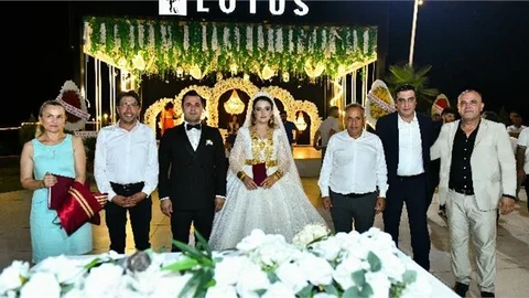 Şeyhanlı Aşiretinden Yener Ailesinin Mutlu Günü